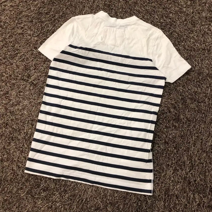 [BUNJANG] Abercrombie &amp; Fitch Striped Short Sleeve T-Shirt White / M 아베크롬비 스트라이프 화이트 반팔 티셔츠