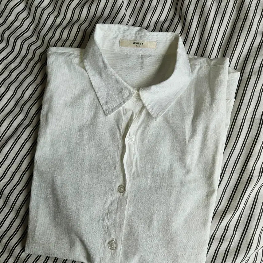 [BUNJANG] Moeti White Shirt / 모에티 화이트 셔츠