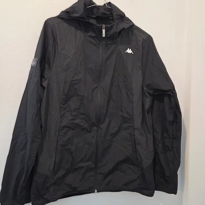[BUNJANG] Kappa Black Hooded Windbreaker Jumper / 카파 블랙 후드 바람막이 점퍼