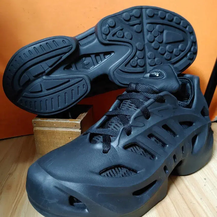 [SOLD OUT] (거의새것)아디다스 아디폼 클라이머쿨(US10.5추천사이즈280)
