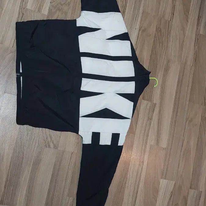 [BUNJANG] Nike Black Windbreaker Jacket / 나이키 블랙 바람막이 자켓
