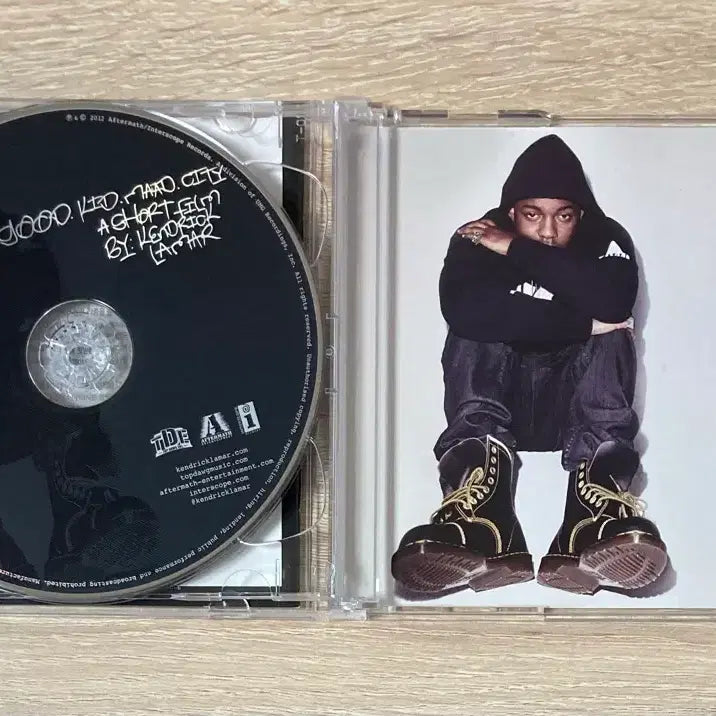 [BUNJANG] Kendrick Lamar Good Kid, M.A.A.D City CD Deluxe Edition / 켄드릭 라마 - Good Kid, M.A.A.D City CD 판매
