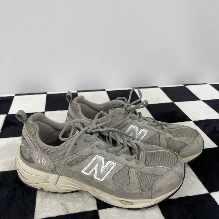 [BUNJANG] New Balance 878 Grey Sneakers (270mm) / 뉴발란스878 그레이 270mm