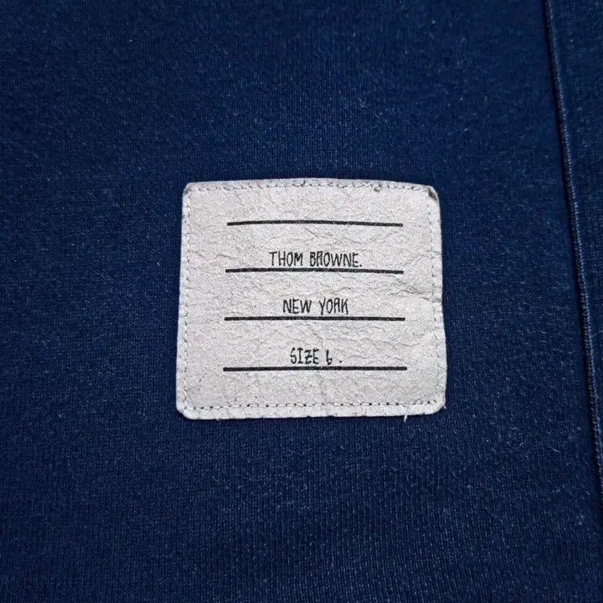 [SOLD OUT] 톰브라운 맨투맨 6사이즈