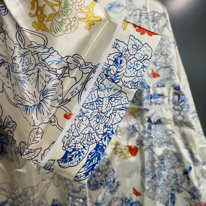 [BUNJANG] New with tags Silky Flower Pattern Pajama Set / [택없는 새상품 ] 화려한 실키한 잠옷 세트 파자마 홈웨어