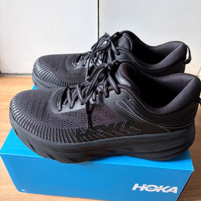 [BUNJANG] Hoka Bondi 7 Running Shoes Black Regular 260 / 호카 본디7 블랙 260(레귤러)
