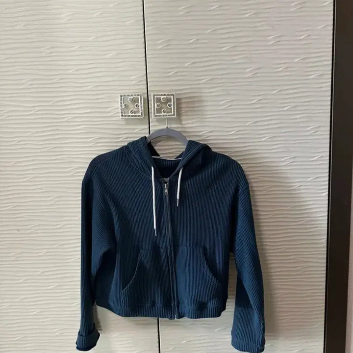 [BUNJANG] Haus Waffle Hoodie Zip-up (Navy) / Haus 호와스 와플 후드집업(네이비 원가 6)