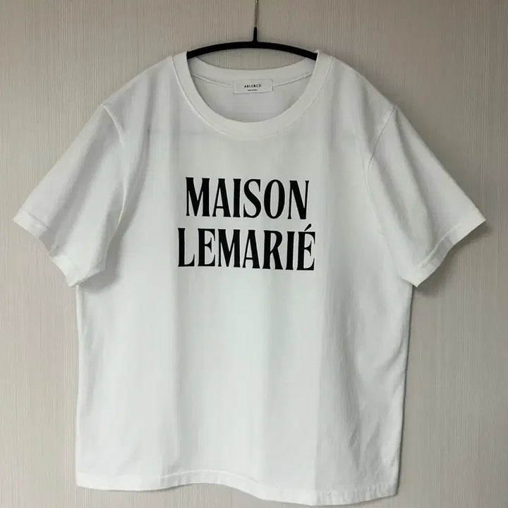 [BUNJANG] Lettering Logo Short Sleeve T-Shirt / 레터링 로고 반팔티