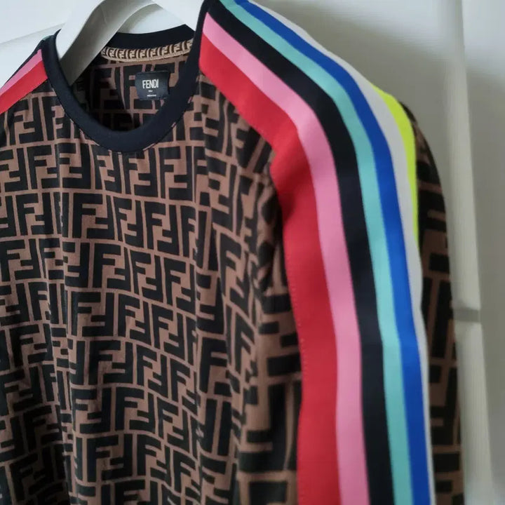 [BUNJANG] Fendi Side Rainbow Short Sleeve T-Shirt / 펜디 사이드 레인보우 반팔 티셔츠 l