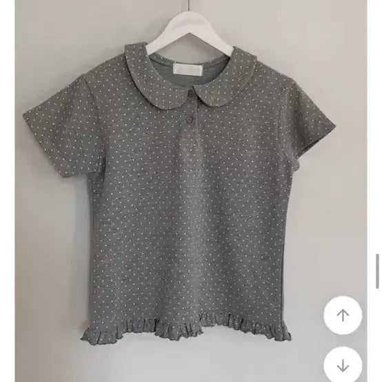 [BUNJANG] Abley Melting Yoon Dot Collar Frill T-Shirt / 에이블리 멜팅윤 도트 카라 프릴 티셔츠 유니크 빈티지  프릴