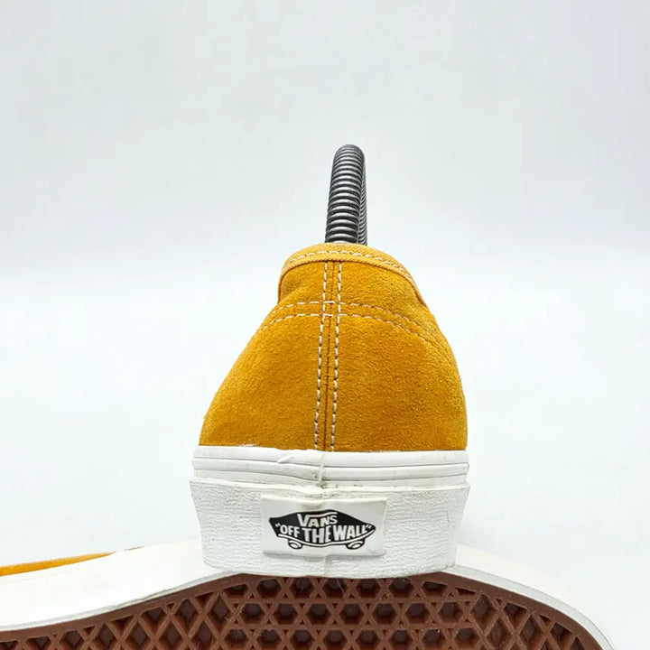 [BUNJANG] Vans Authentic Pig Suede Apricot Sneakers (275) / 반스 어센틱 피그 스웨이드 애프리콧 (275)