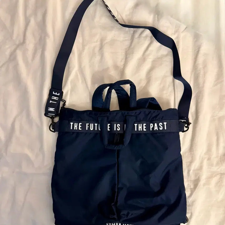 [BUNJANG] Human Made Helmet Bag Navy Crossbody / 휴먼메이드 Human Made 헬멧 백 백팩 네이비 크로스백