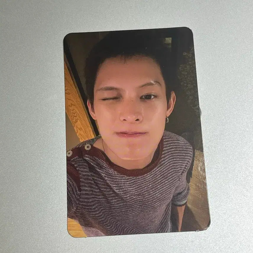 [BUNJANG] Cortiz James CU Photocard RedRed Version / 코르티스 RedRed 제임스 CU 포카