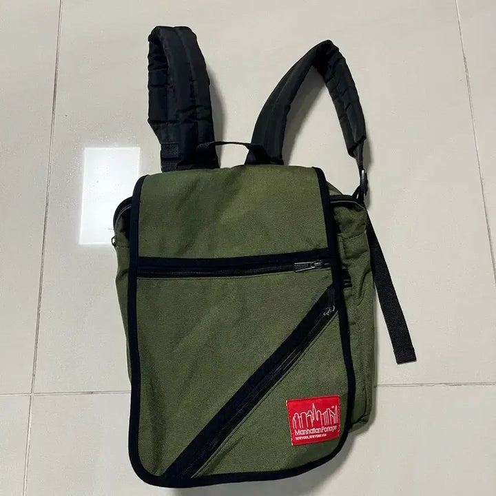 [BUNJANG] Manhattan Portage Olive Messenger Bag Backpack / 맨하탄포티지 올리브색 메신저백 백팩