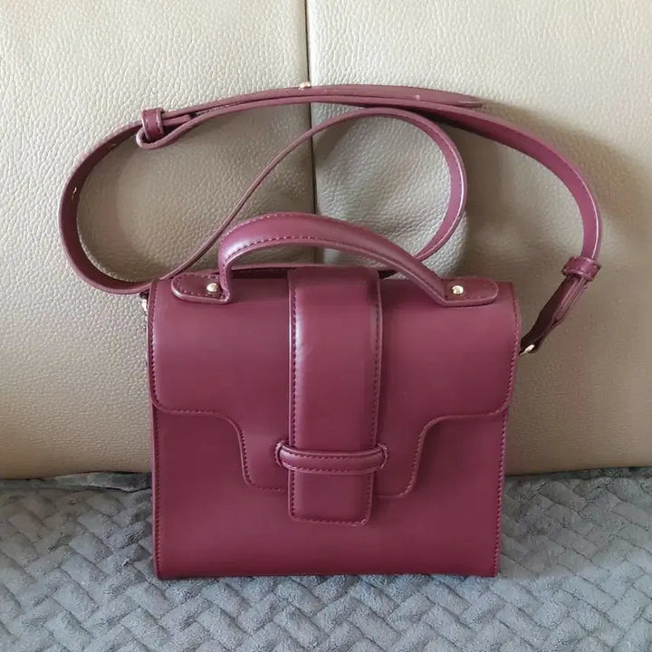 [BUNJANG] Wine Red Square Shoulder Bag Crossbody Bag / 와인색 스퀘어 숄더백 크로스백
