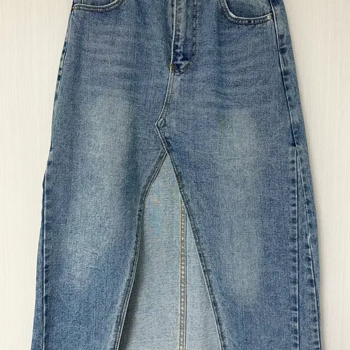 [BUNJANG] Maxi Denim Skirt with Front Slit / 롱 데님스커트