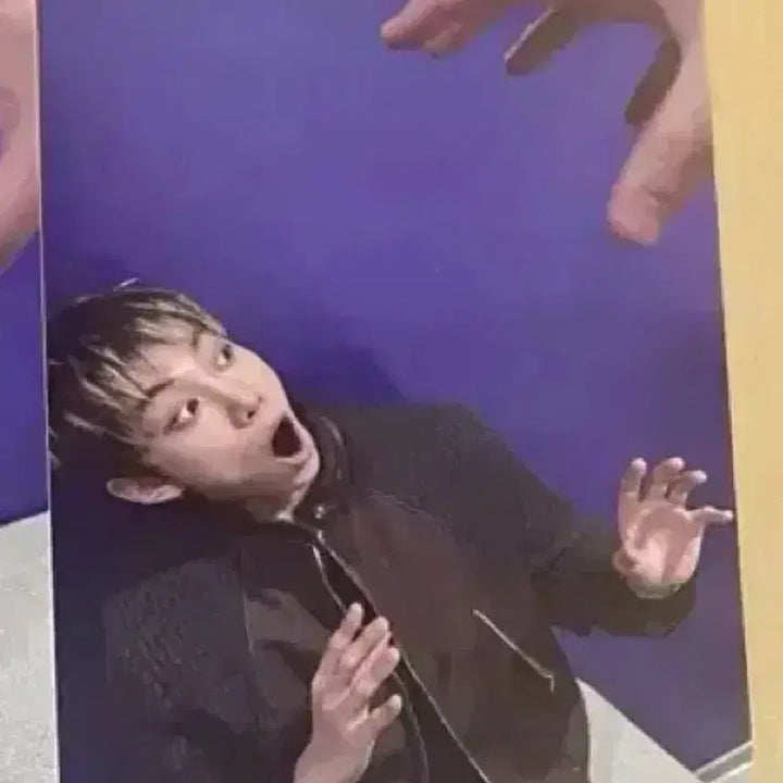 [BUNJANG] Stray Kids Long Shot Japan J.E.T. STORE Photocard / 롱샷 률 일본 J.E.T. STORE 포카 양도