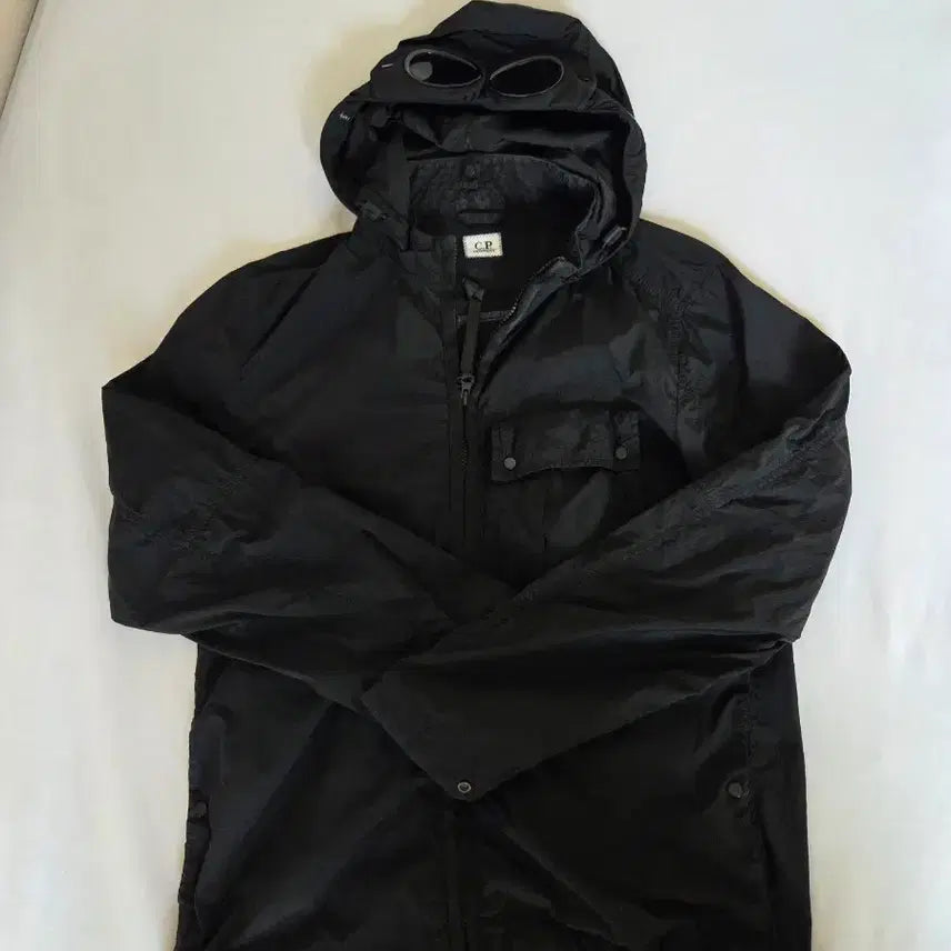 [BUNJANG] CP Company Chrome-R Nycra Goggle Hooded Jacket / CP컴퍼니 나이크라 고글 바람막이