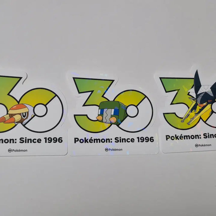 [BUNJANG] Pokemon 30th Anniversary Logo Sticker - Anorith, Armaldo / 포켓몬 30주년 로고스티커 - 턱지충이 전지충이 투구뿌논