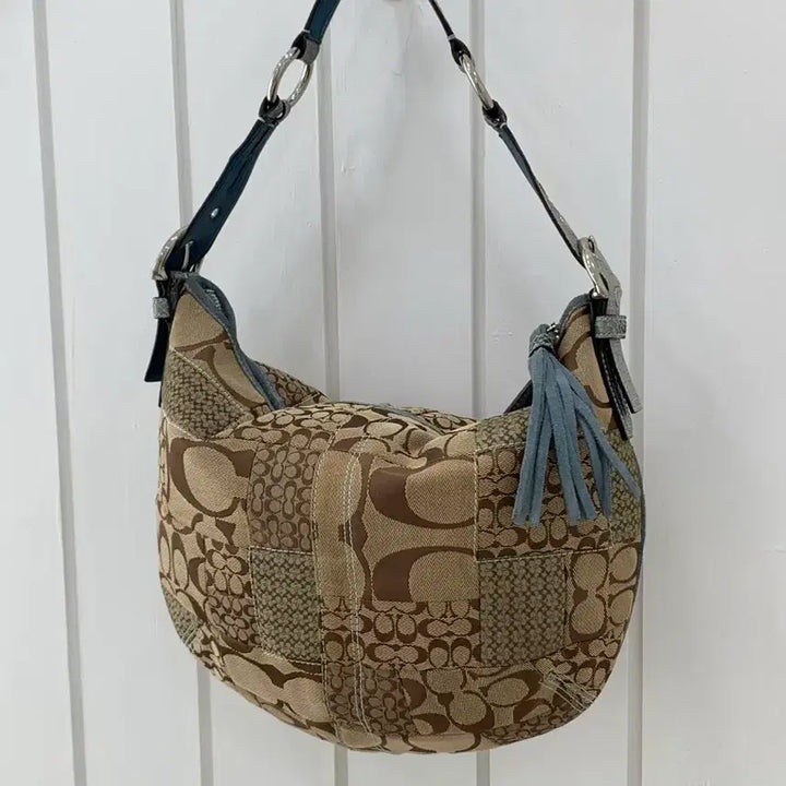 [BUNJANG] Coach Patchwork Tassel Hobo Shoulder Bag / 코치 패치워크 호보 태슬 숄더백