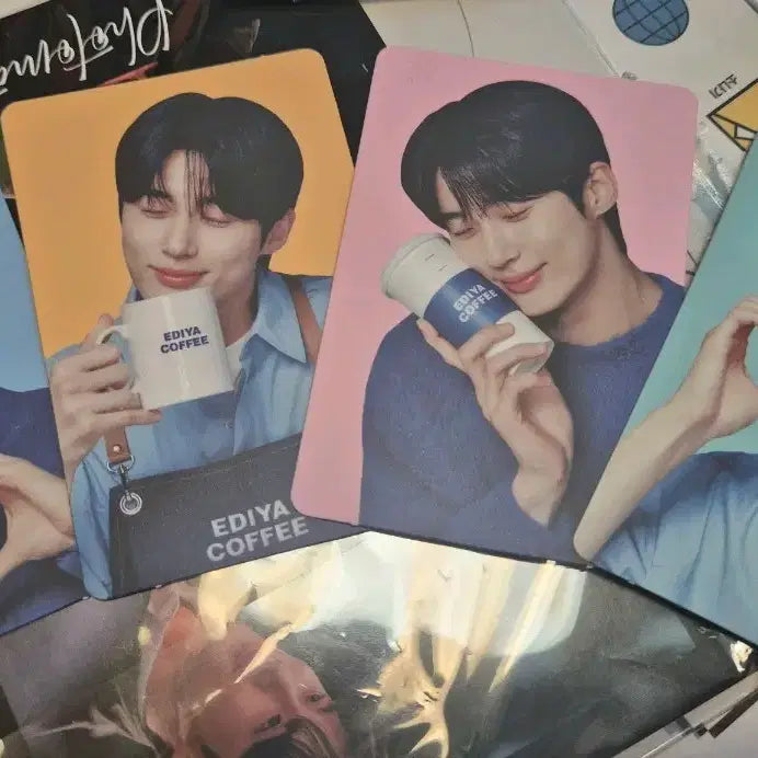 [BUNJANG] Ediya Coffee Byun Woo Seok Photocard Set (4 Types) / 이디야커피 변우석 포토카드4종