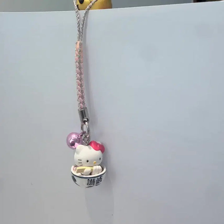 [BUNJANG] Sanuki Udon Hello Kitty Strap / 고전 사누키 우동 헬로키티 스트랩