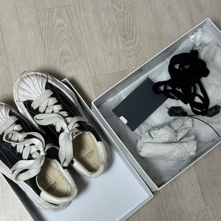 [BUNJANG] Maison Mihara Yasuhiro Blakey Leather Sneakers / [42] 메종 미하라 야스히로 블레이키 블랙