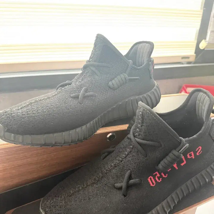[BUNJANG] Adidas Yeezy Boost Sneakers / 아디다스 이지부스트