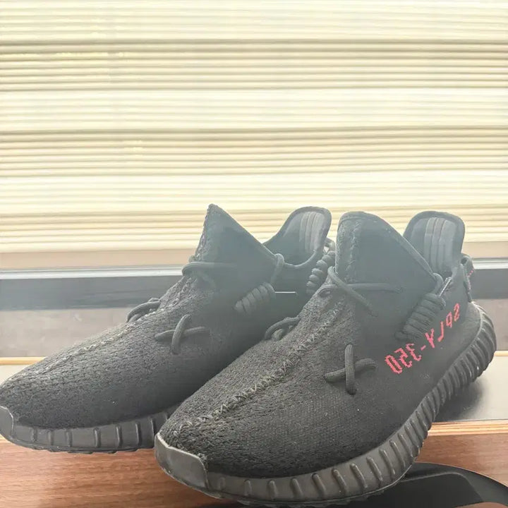 [BUNJANG] Adidas Yeezy Boost Sneakers / 아디다스 이지부스트