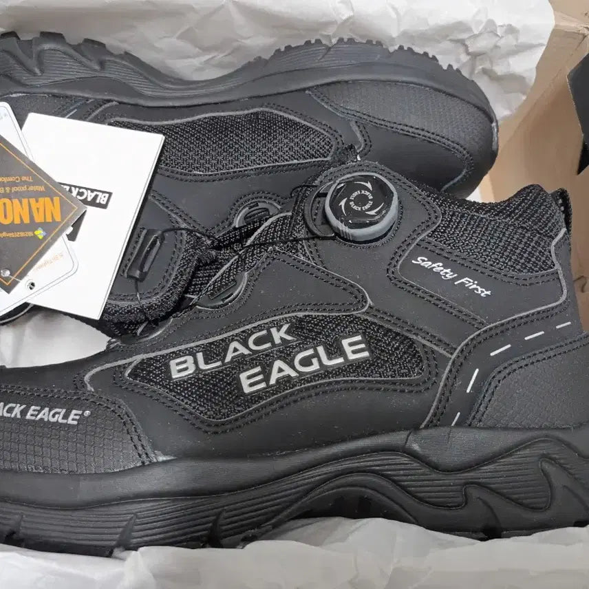 [BUNJANG] Black Eagle Safety Shoes 265 Waterproof Mesh Ultralight / 블랙이글 안전화 265 절연화 방수 메쉬 초경량  박스새제품