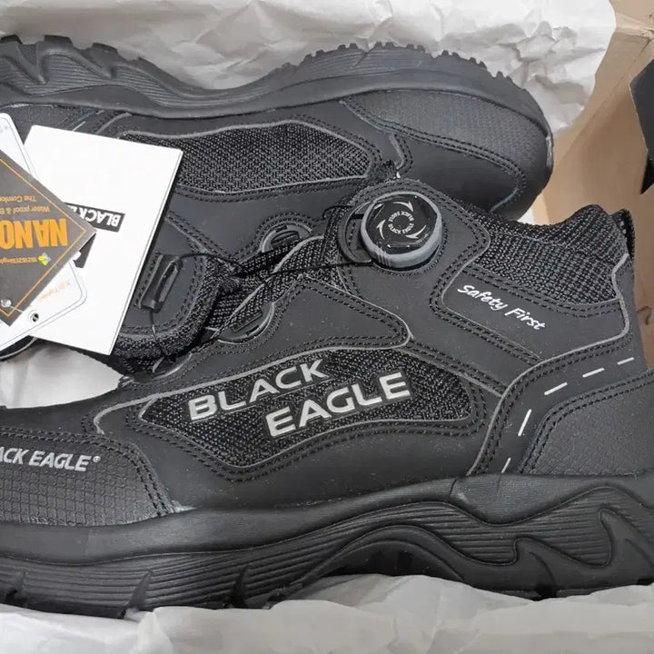 [BUNJANG] Black Eagle Safety Shoes 265 Waterproof Mesh Ultralight / 블랙이글 안전화 265 절연화 방수 메쉬 초경량  박스새제품
