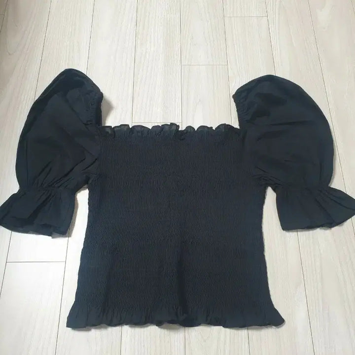 [BUNJANG] Top Dressing Smock Blouse / 탑드레싱 스모크블라우스