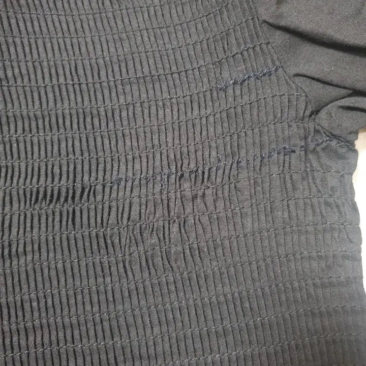 [BUNJANG] Top Dressing Smock Blouse / 탑드레싱 스모크블라우스