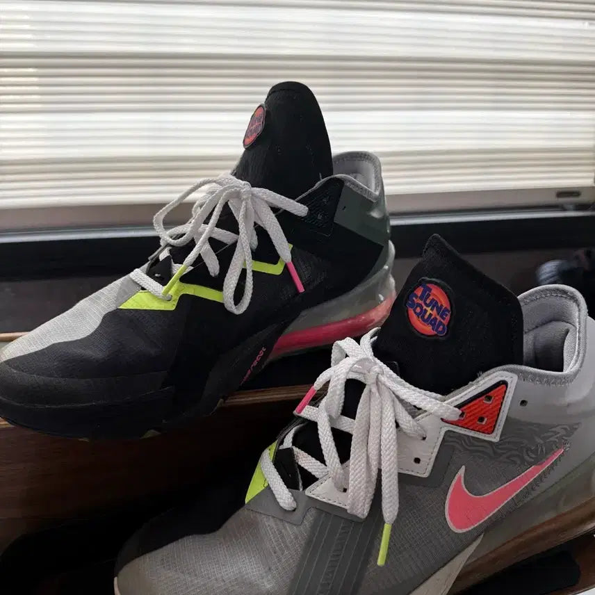 [BUNJANG] Nike LeBron x Space Jam: A New Legacy Sneakers / 나이키 르브론 루니툰