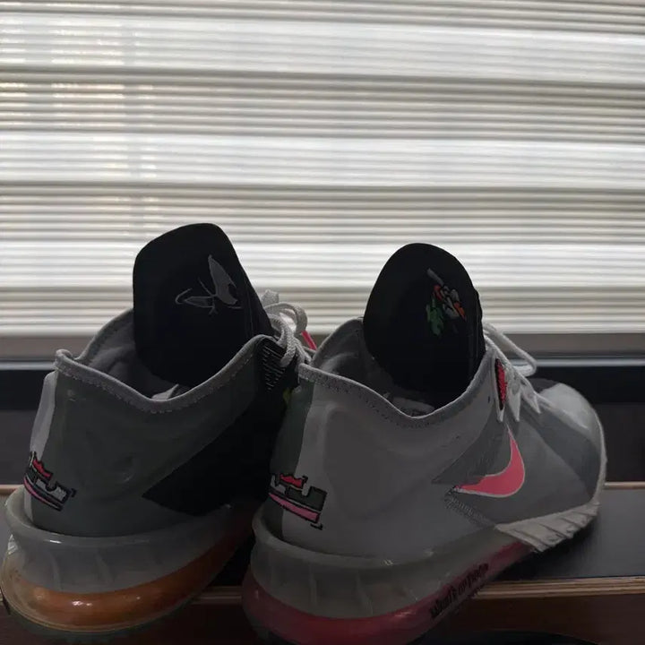 [BUNJANG] Nike LeBron x Space Jam: A New Legacy Sneakers / 나이키 르브론 루니툰
