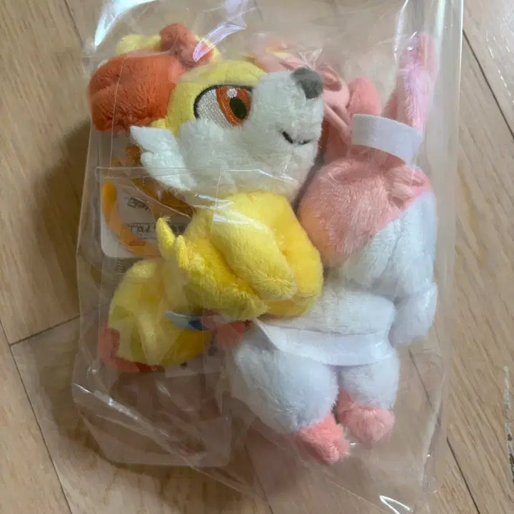 [BUNJANG] Pokemon Carabiner Plush Bundle Set (Espeon, Sylveon) - Sealed / 포켓몬 카라비너 미개봉 푸호꼬 님피아 일괄