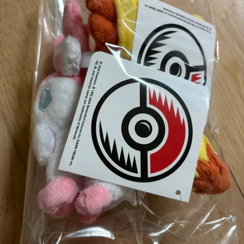 [BUNJANG] Pokemon Carabiner Plush Bundle Set (Espeon, Sylveon) - Sealed / 포켓몬 카라비너 미개봉 푸호꼬 님피아 일괄