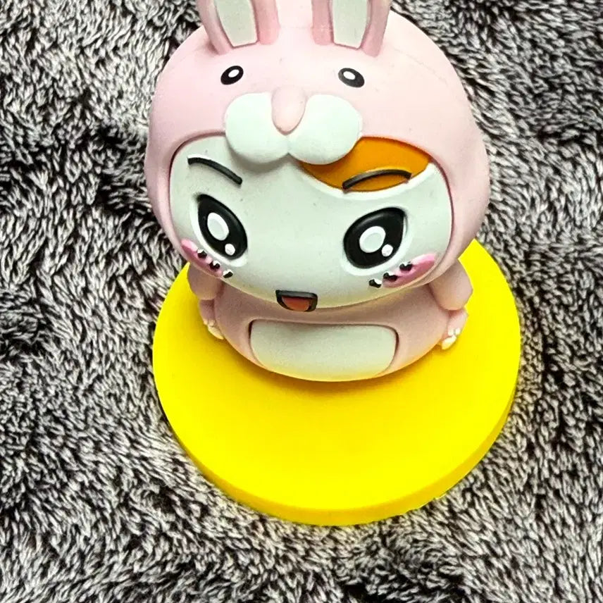 [BUNJANG] Ebichu &amp; Among Us Merchandise Figure / Ebichu 굿즈 &amp; 어몽어스
