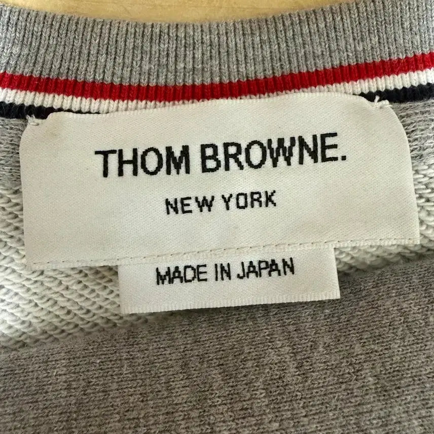 [BUNJANG] Thom Browne Grey Sweatshirt / 톰브라운 회색 맨투맨티