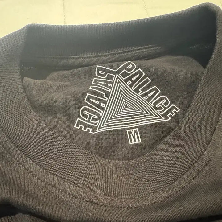 [BUNJANG] Palace Circuit Black Tri-ferg Long Sleeve T-Shirt / 팔라스 서킷 블랙 트라이퍼그 긴팔