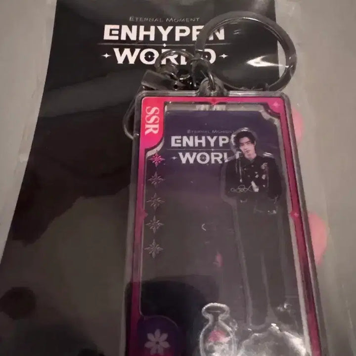 [BUNJANG] ENHYPEN Sunghoon Acrylic Keyring / ENHYPEN 엔하이픈 월드 성훈 아크릴키링
