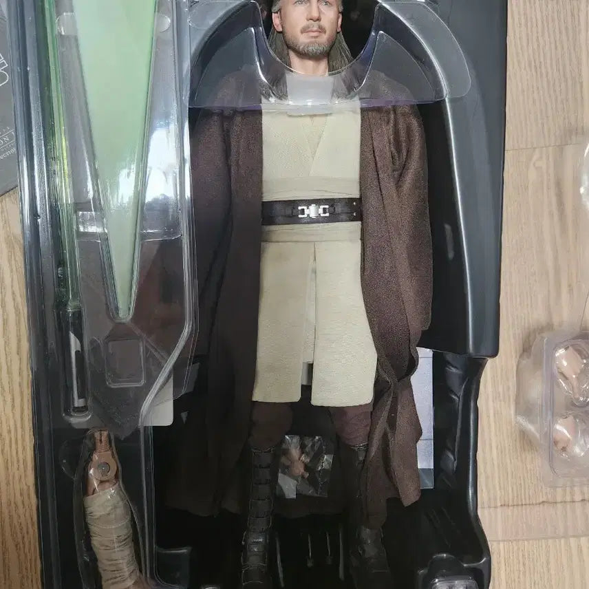 [BUNJANG] Hot Toys Star Wars Qui-Gon Jinn / 핫토이 스타워즈 콰이곤 진 판매합니다.