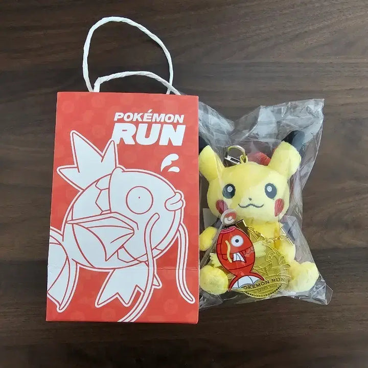[BUNJANG] Sealed Pokemon Run 8km Gold Medal Pikachu / 미개봉) 포켓몬런 8km 금메달 피카츄