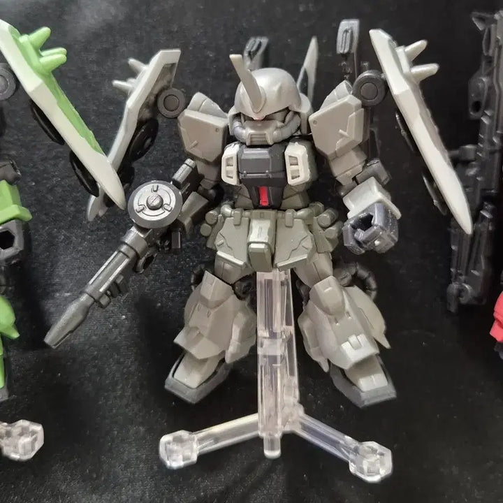 [BUNJANG] Gundam Ensemble Zaku Warrior + Weapon Set (3 Types) Bundle Set / 가샤폰 건담 앙상블 자쿠워리어 + 무기세트 3종 일괄