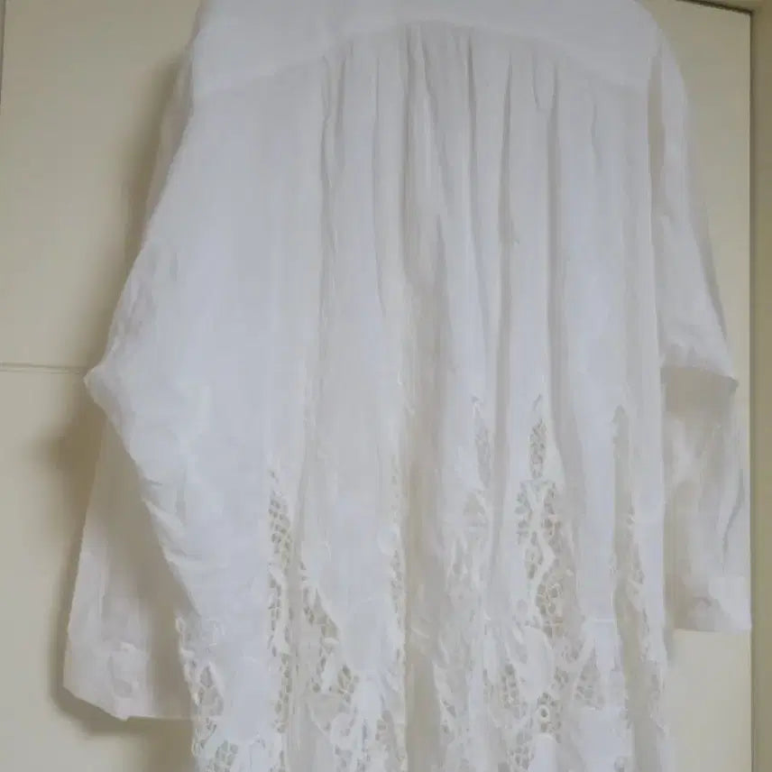 [BUNJANG] ZUCCA Cotton Blend Silk Lace Embroidered Blouse / ZUCCA 주카 M