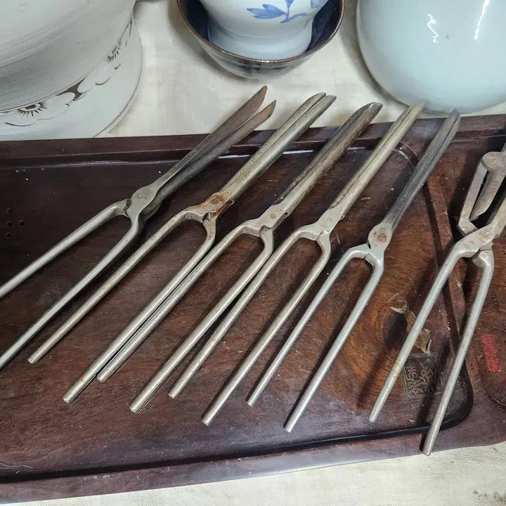 [BUNJANG] Antique "Yeontan" Hair Curler Set (6 pcs) / 근대사 연탄 고대기  6개 일괄판매합니다..