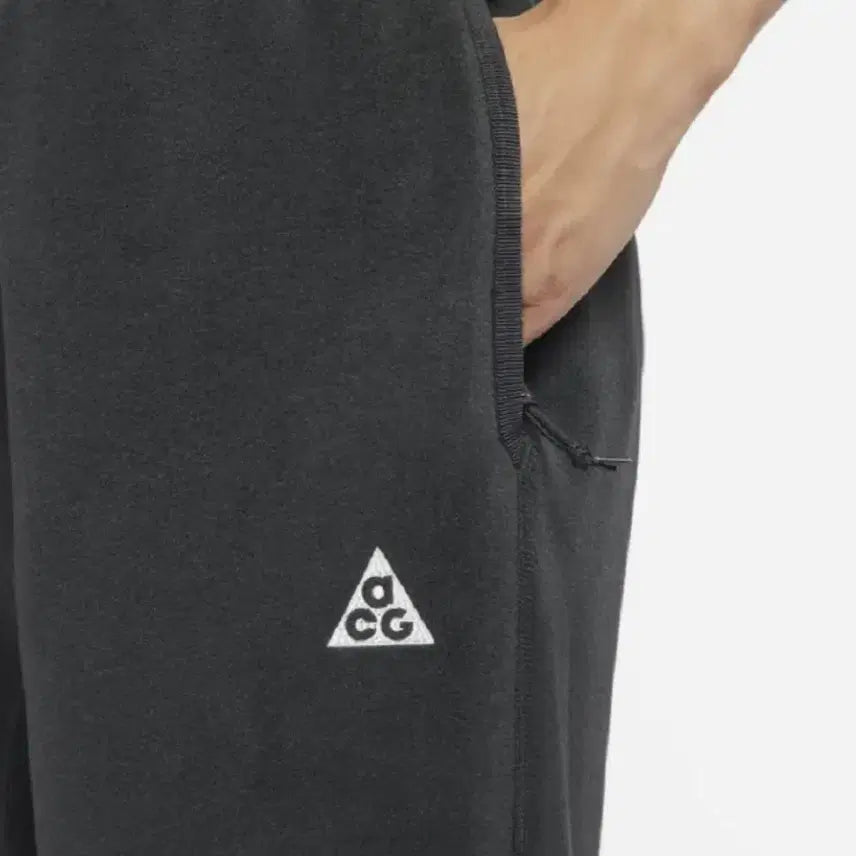 [BUNJANG] Nike ACG Polartec Wolf Tree Pants Off Noir / 나이키 ACG 폴라텍 울프 트리 팬츠 오프 느와르