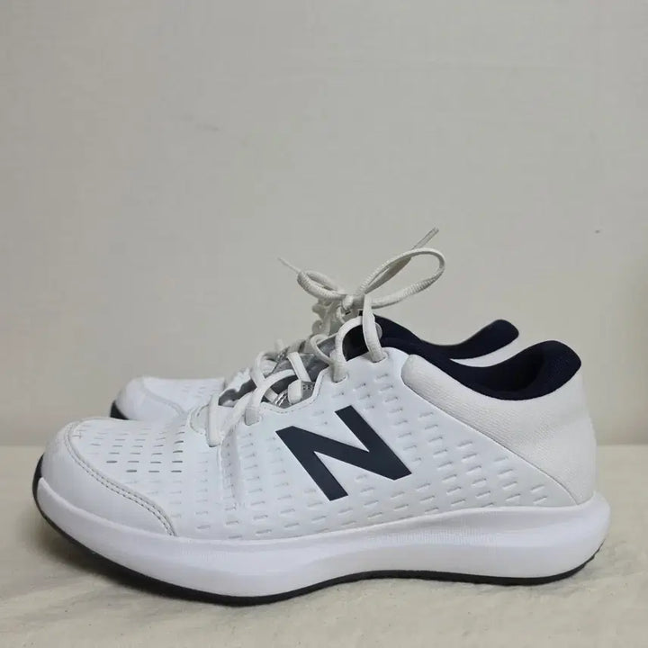 [BUNJANG] New Balance 696v4 Tennis Shoes / .265 2E 뉴발란스 696v4 테니스화  -940