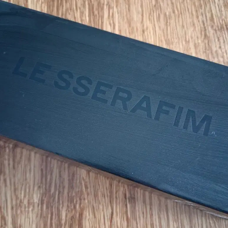 [BUNJANG] LE SSERAFIM Official Light Stick (Sealed) / 르세라핌 응원봉 미개봉 새상품