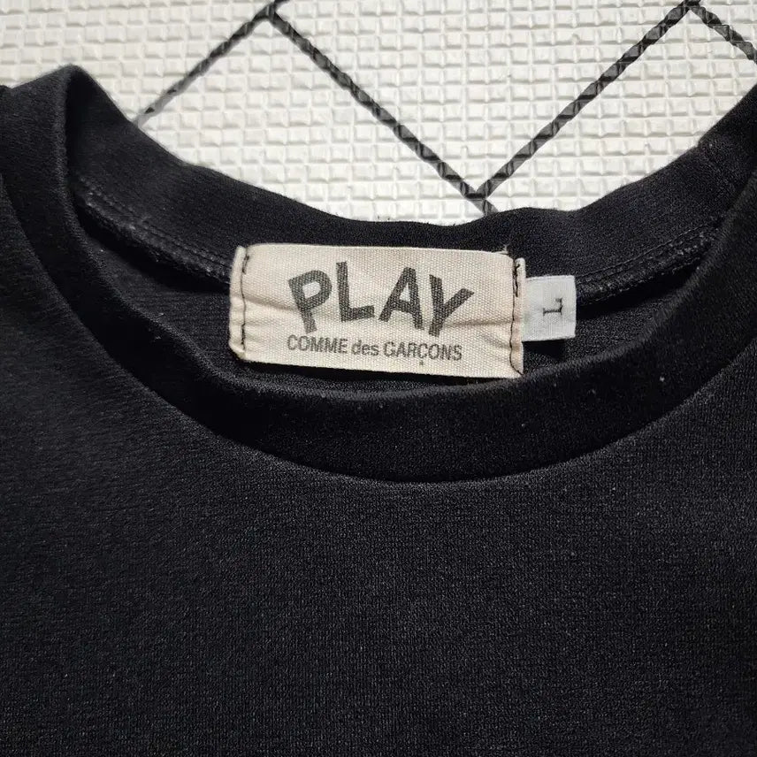 [BUNJANG] Comme des Garçons Round Neck T-Shirt (Size L) / 꼼데가르송라운드티(L)